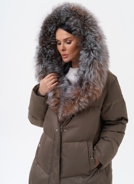 Пуховик с отделкой из меха блюфрост