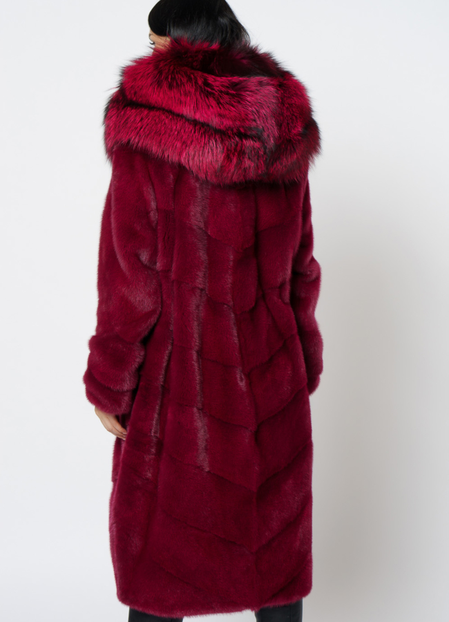 Шуба из норки бордового цвета модель № 1201 в кредит