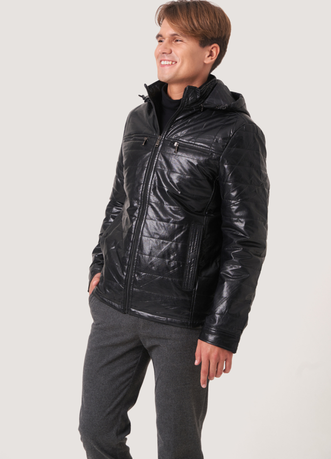 фото Черная кожаная куртка на молнии с капюшоном  модель № 789