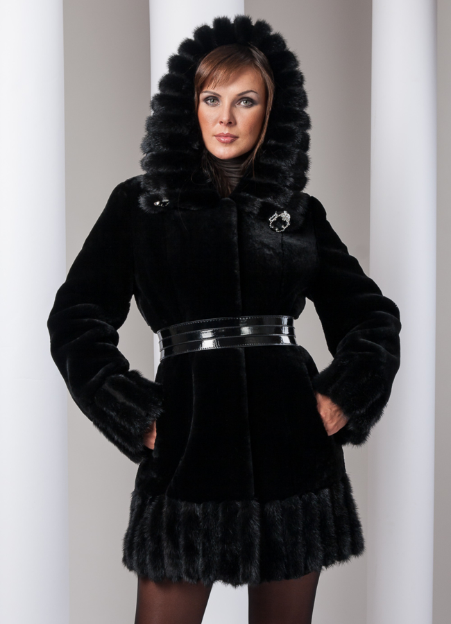 Шуба мутон с норочкой модель № S-58 меха малина Шуба мутон с норочкой модель № S-58 меха малина