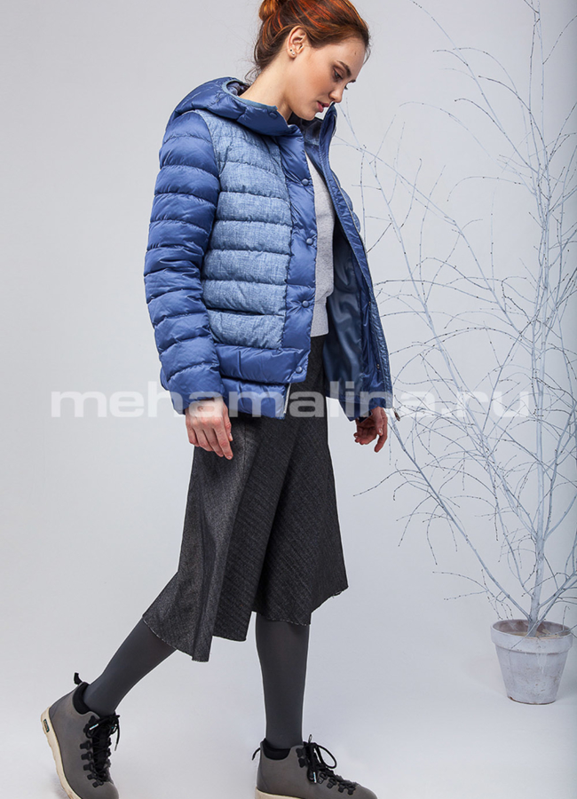 Укороченная куртка с капюшоном модель № П-170 меха малина