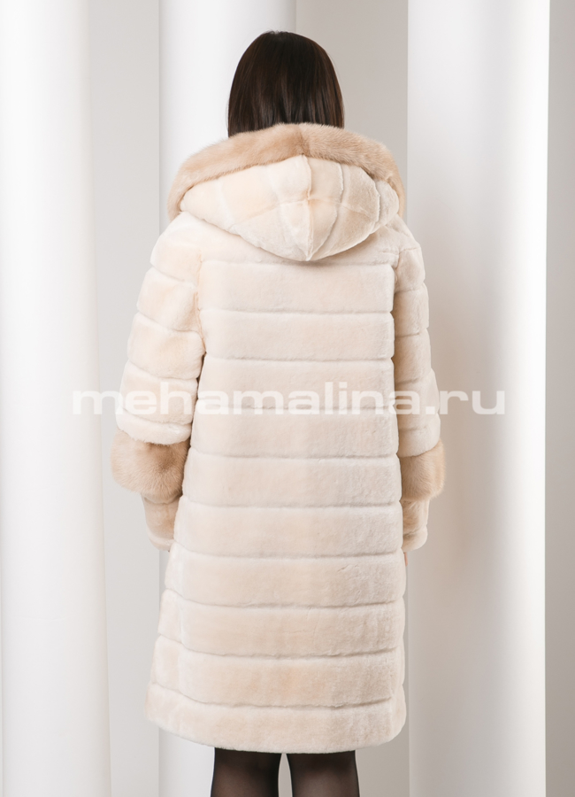 Светлая шуба из мутона модель № S-491 в кредит