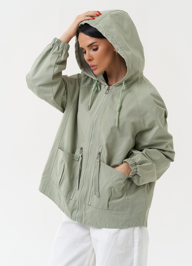 Ветровка женская с капюшоном модель № 30453 универмаг малина