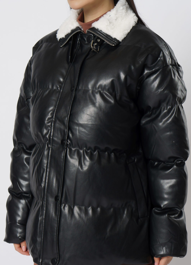 Куртка из эко кожи черного цвета с воротником стойкой модель № 21712 универмаг малина
