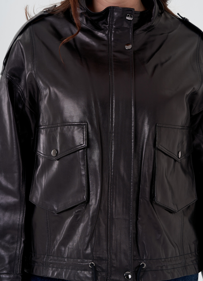 Куртка из натуральной кожи черного цвета модель № 24096 в кредит Куртка из натуральной кожи черного цвета модель № 24096 в кредит