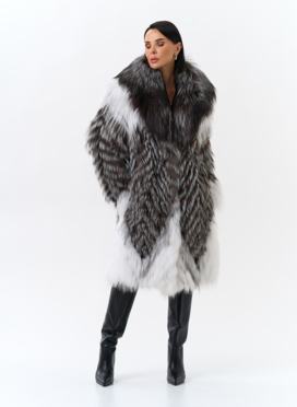 Шуба из меха чернобурой лисы
