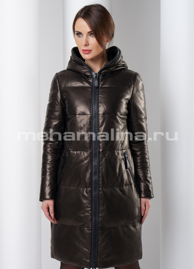 Стеганое кожаное пальто модель № K-386 меха малина