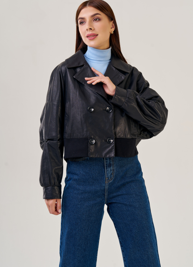 Женская кожаная куртка черного цвета  модель № 22455 универмаг малина
