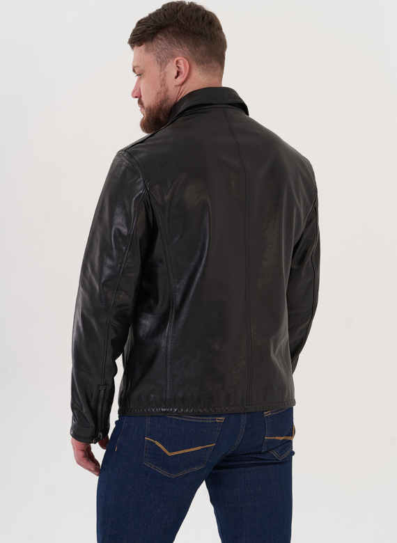 Мужская кожаная куртка 