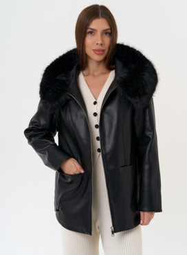Женская утепленная куртка из эко кожи с капюшоном из эко меха Женская утепленная куртка из эко кожи с капюшоном из эко меха