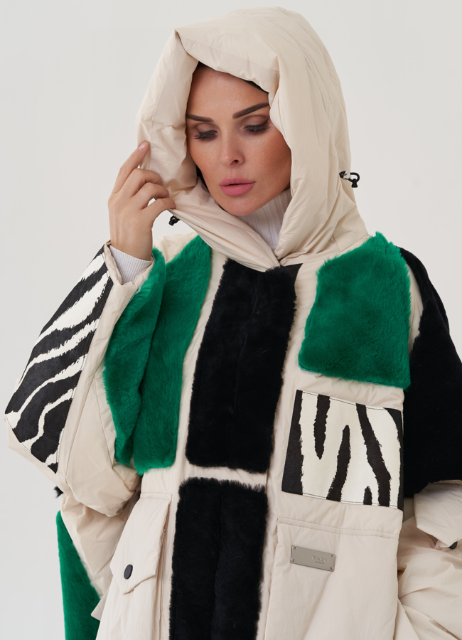 Женский пуховик белого цвета с капюшоном модель № 25478 универмаг малина