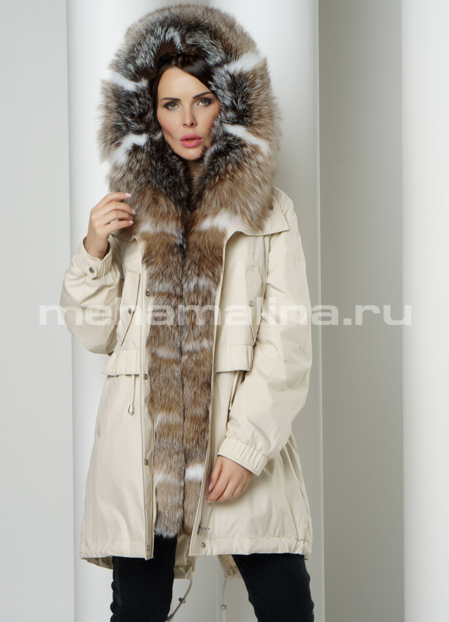 Светлая меховая парка на молнии с капюшоном модель № 972 универмаг малина