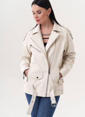 Светлая куртка 