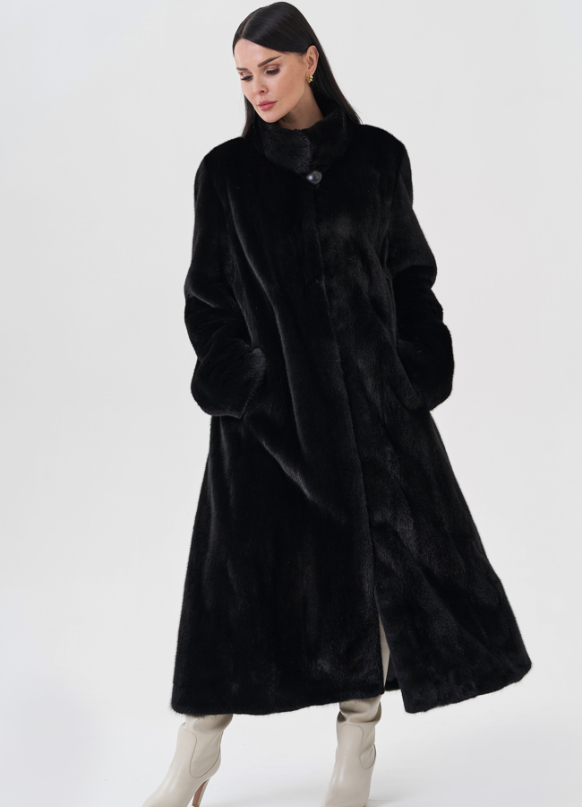 Норковая шуба черного цвета  модель № 24678 универмаг малина