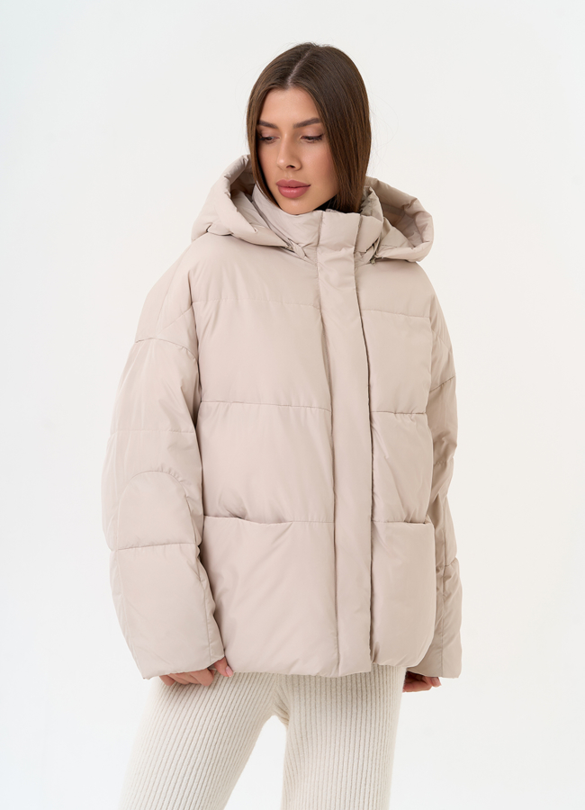 Женский короткий пуховик с капюшоном модель № 31587 в кредит Женский короткий пуховик с капюшоном модель № 31587 в кредит