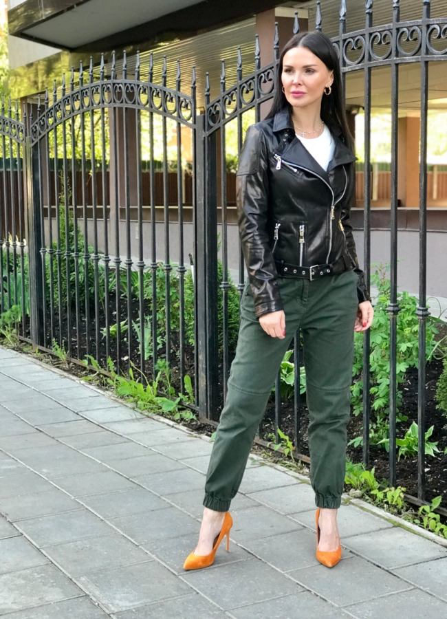 Кожаная куртка черного цвета модель № 10619 универмаг малина Кожаная куртка черного цвета модель № 10619 универмаг малина