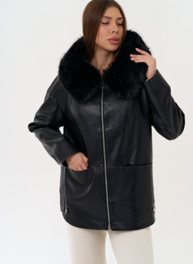 Женская утепленная куртка из эко кожи с капюшоном из эко меха Женская утепленная куртка из эко кожи с капюшоном из эко меха