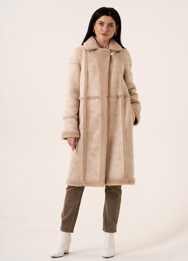 Пальто из эко меха двустороннее на кнопках   модель № 49 меха малина