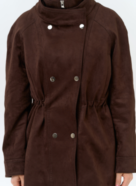 Женская куртка из эко замши с воротником стойкой