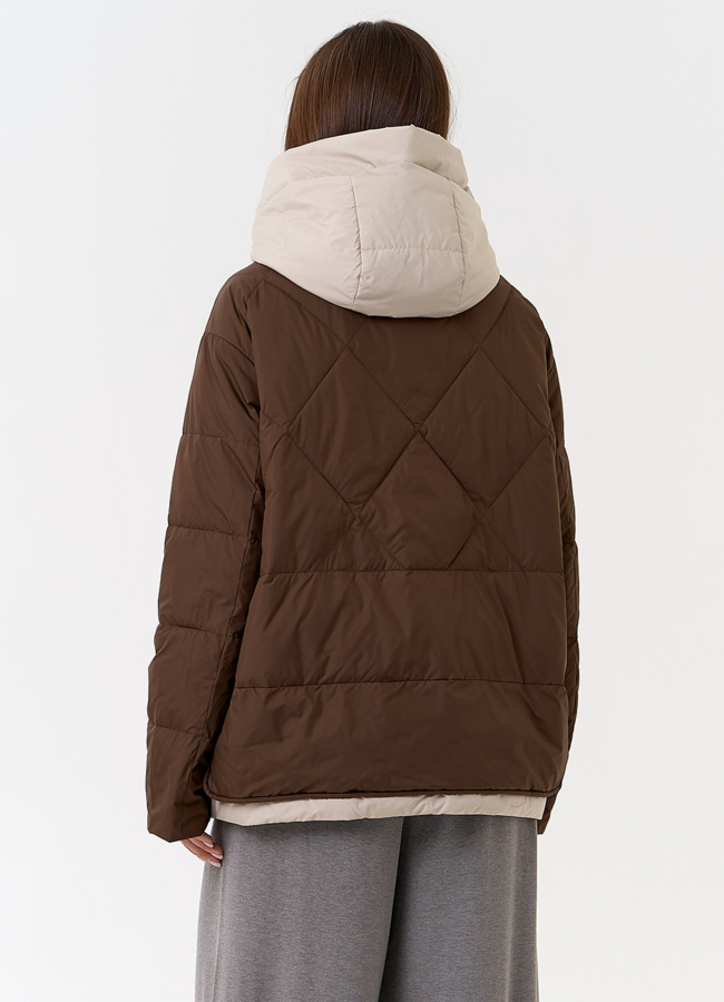 фото Женская куртка с контрастным капюшоном модель № 31392