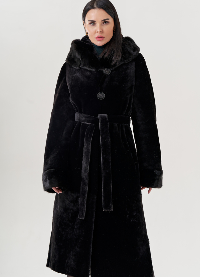 Шуба из овчины с капюшоном  модель № 77717 в рассрочку