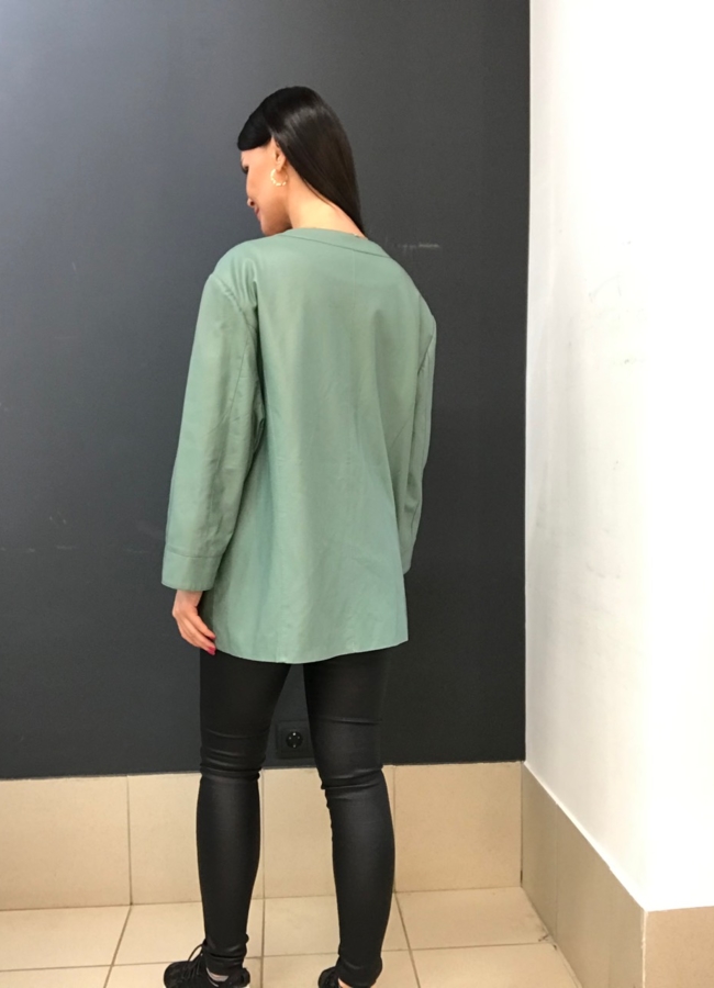 фото Куртка из эко кожи зеленого цвета модель № 1701