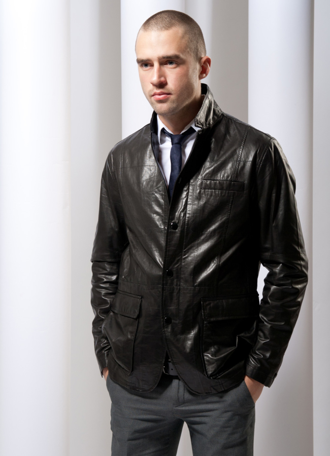 Кожаная куртка модель № KP-52 меха малина