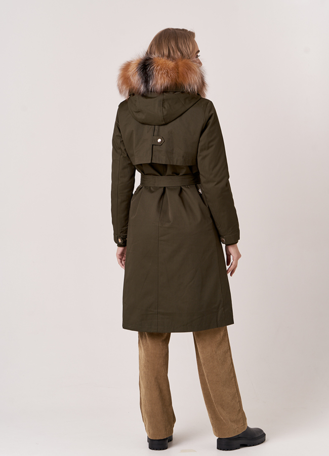 фото Удлиненная парка с мехом модель № 18942