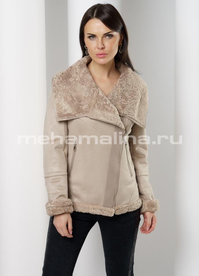 Укороченная дубленка бежевого цвета на молнии модель № 9180 универмаг малина