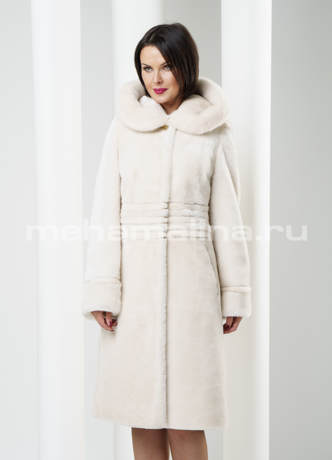 Шуба из мутона с норковой отделкой модель № S-219 меха малина