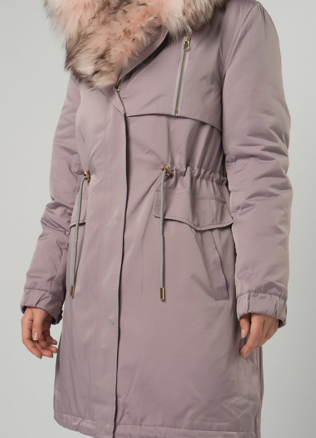 Парка с мехом из енота модель № 73392 в рассрочку