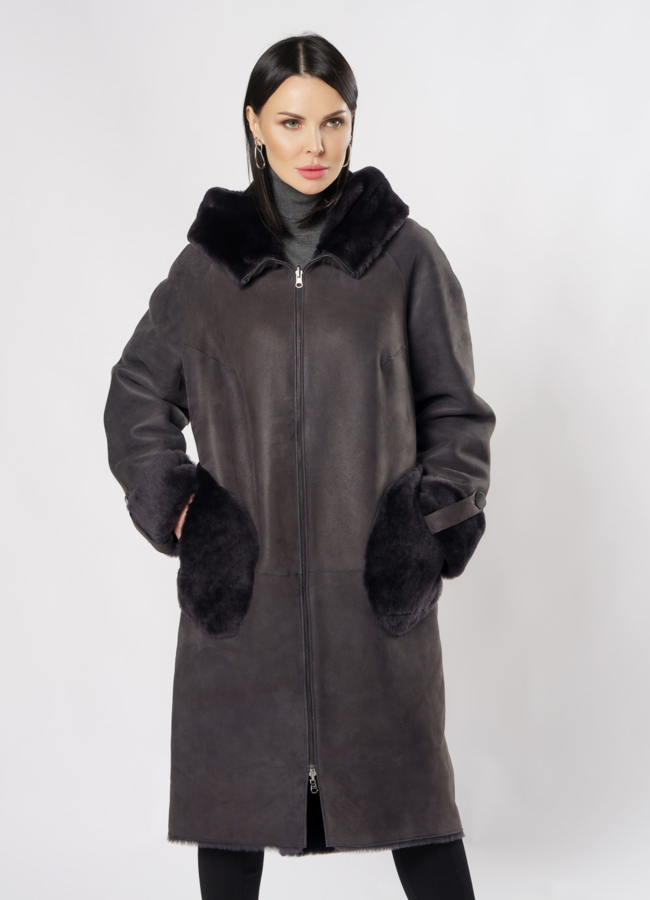 Двусторонняя дубленка с капюшоном на молнии модель № 3486 меха малина