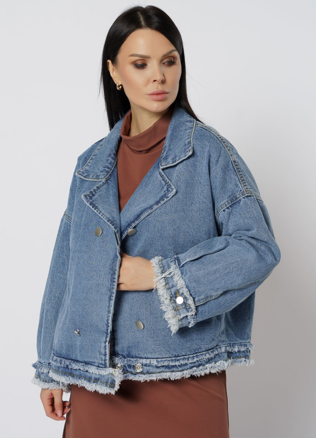 Утепеленная джинсовая куртка с отделкой из песца модель № 21829 универмаг малина