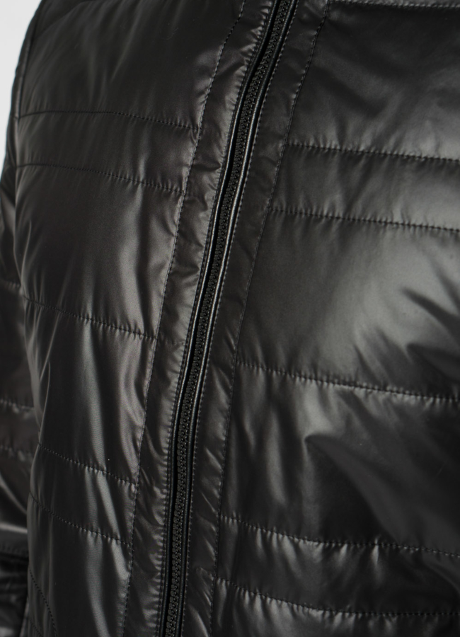 Мужская куртка в черном цвете с воротником стойкой модель № 21595 универмаг малина