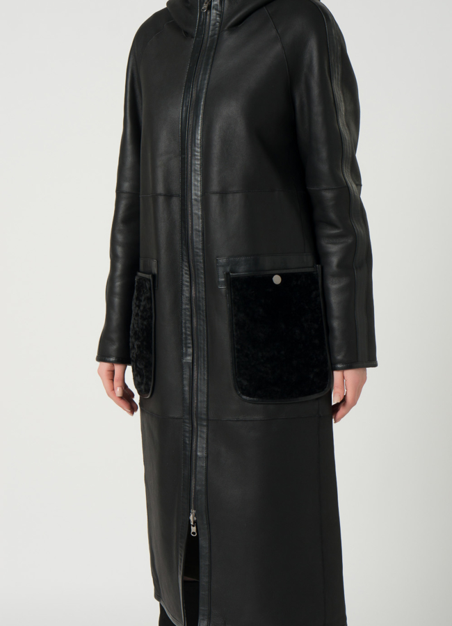 Двустороння женская дубленка из астрагана  модель № 22236 в рассрочку