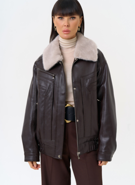 Женская утепленная куртка из эко кожи с воротником из эко меха Женская утепленная куртка из эко кожи с воротником из эко меха