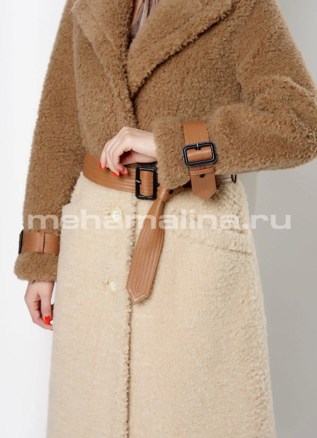 Пальто из шерсти с английским воротником модель № K88621Y в рассрочку