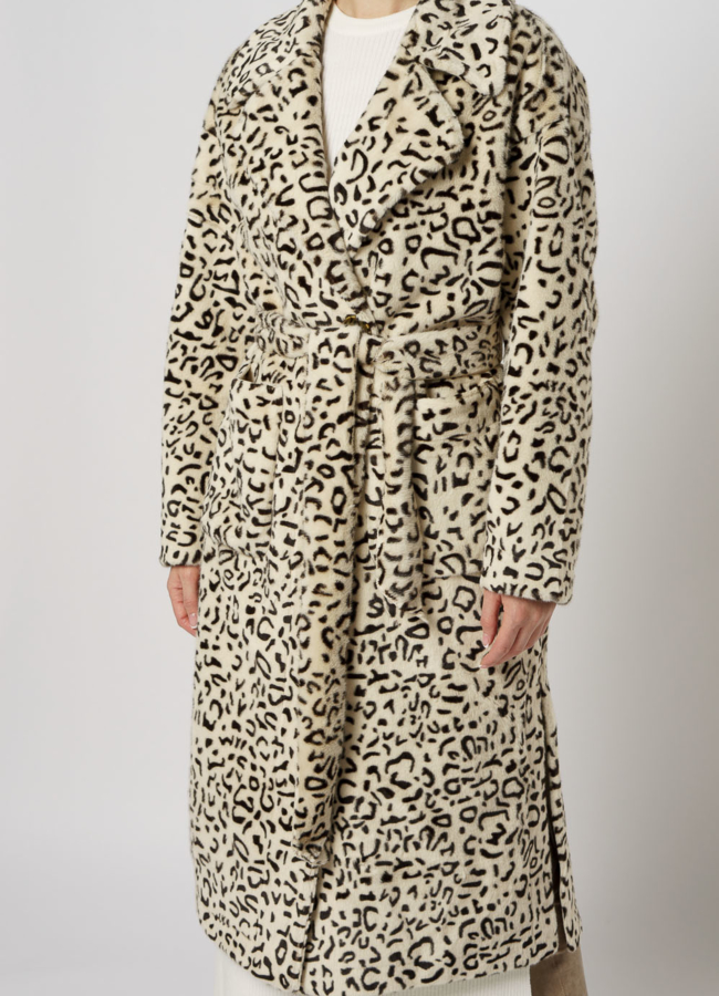 Женское пальто с леопардовым принтом модель № 18295 универмаг малина