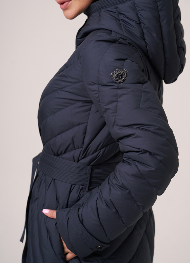 Пуховик DiegoM  с капюшоном  модель № DiegoM 831 универмаг малина