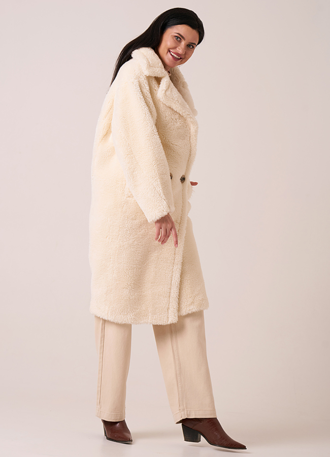 Пальто из эко меха с английским воротником модель № 8257 универмаг малина