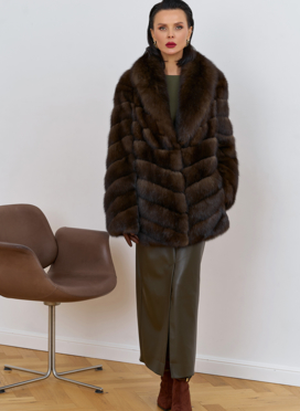 Женская шуба из соболя с воротником шаль