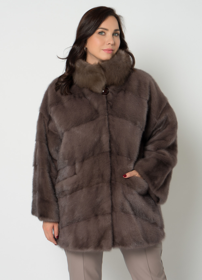 Норковая шуба с воротником стойкой с отделкой из куницы модель № 21602 универмаг малина
