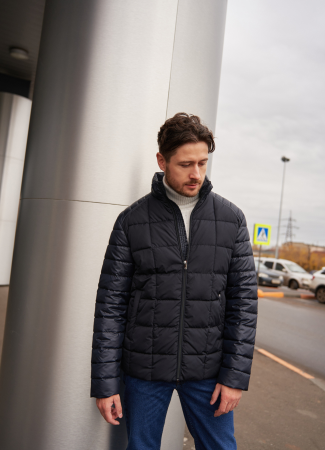 фото Мужская куртка синего цвета  модель № 75013