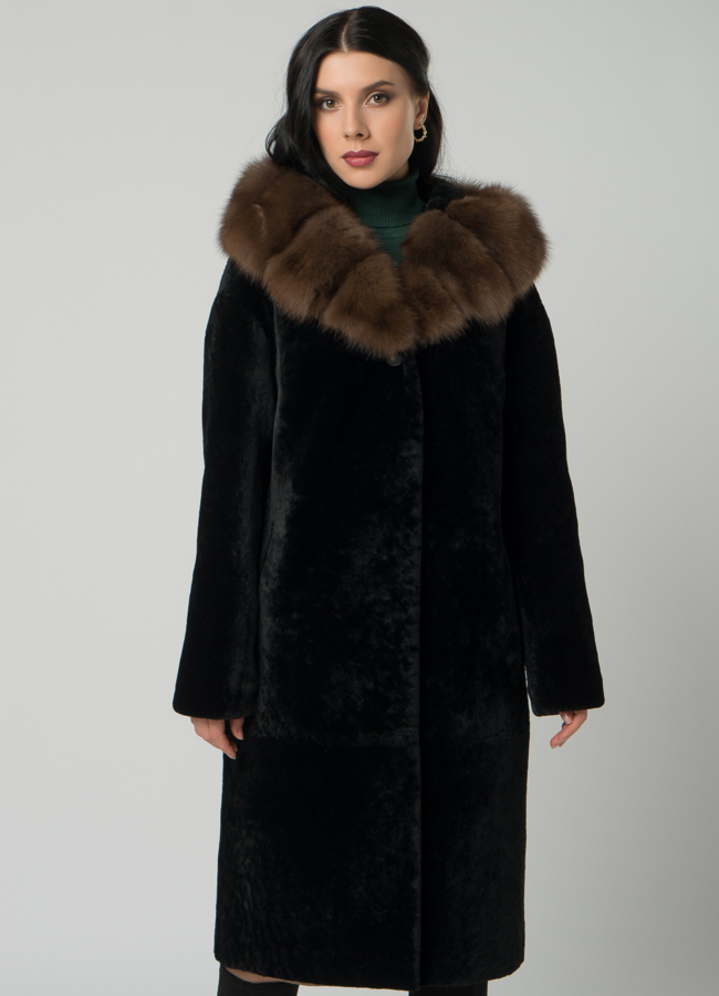 Шуба из овчины с капюшоном с отделкой из куницы модель № 21983 универмаг малина