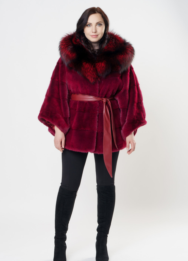 фото Женская шуба бордового цвета модель № S-1000