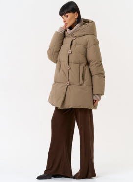 Женский пуховик с акцентными пуговицами Женский пуховик с акцентными пуговицами