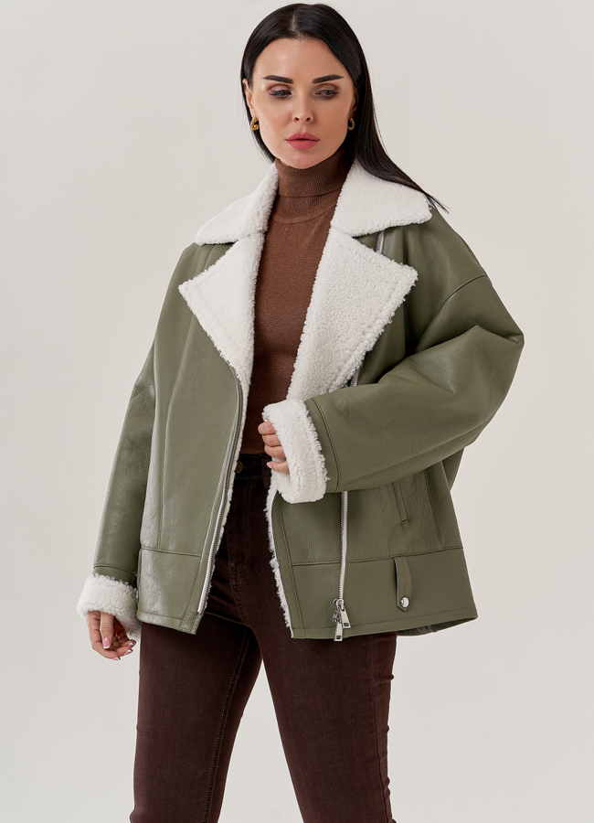 Женская дубленка косуха зеленого цвета  модель № 79593 в кредит