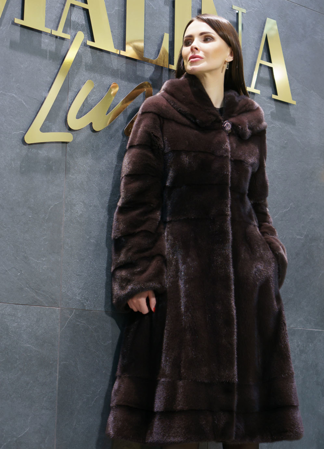 Норковая шуба с капюшоном модель № S-755 меха малина