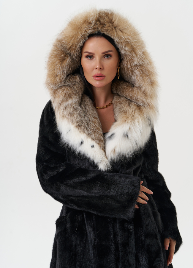 Норковая шуба с капюшоном из меха рыси модель № 28022 в кредит
