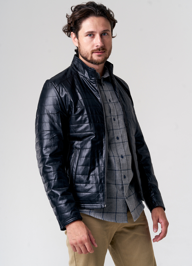 Куртка из эко кожи черного цвета модель № 707 универмаг малина